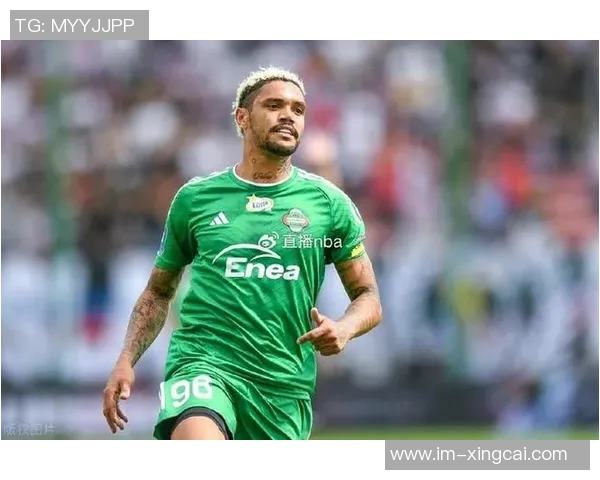 恩里克期待好运降临盼欧冠附加赛抽中卡拉巴赫球队表现需提升